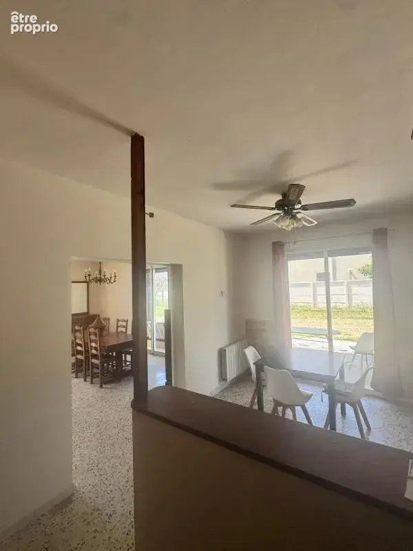 T4 de 125 m² plain pied  avec piscine et 600m² de jardin - photo 9