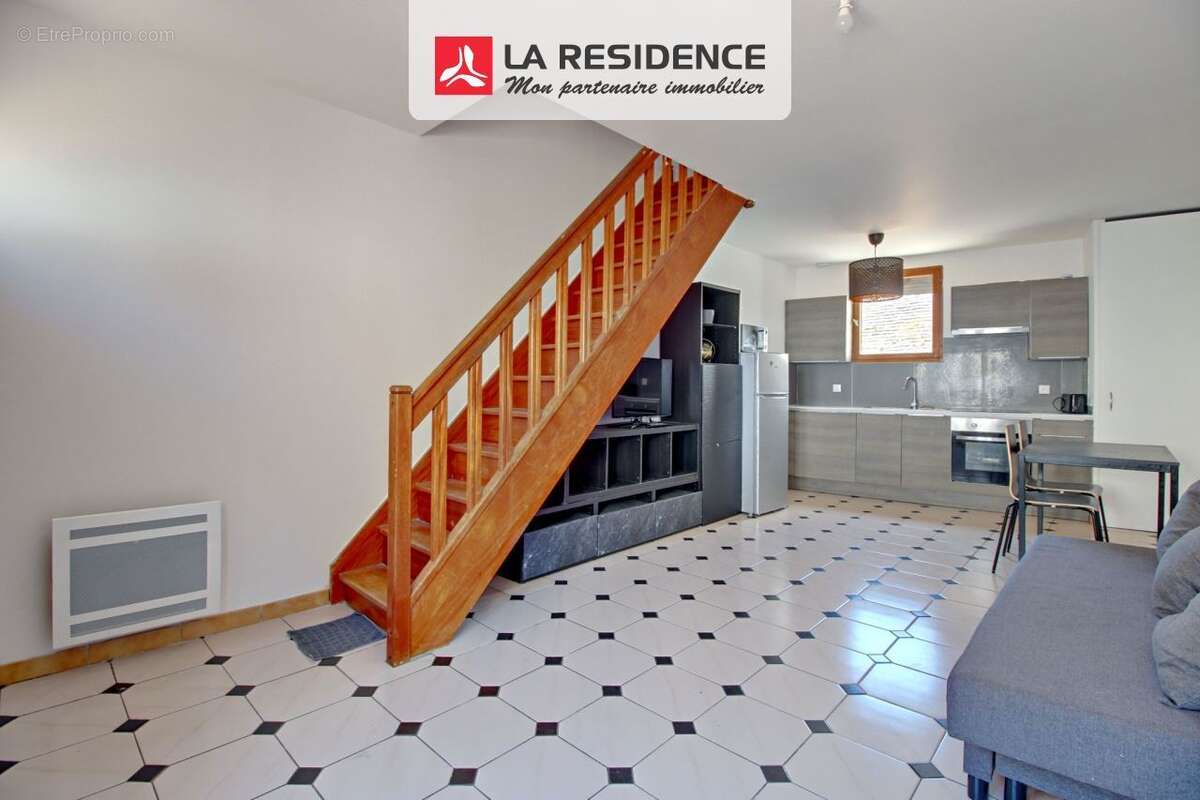 Appartement 40 m² à Chanteloup-Les-Vignes  - photo 3