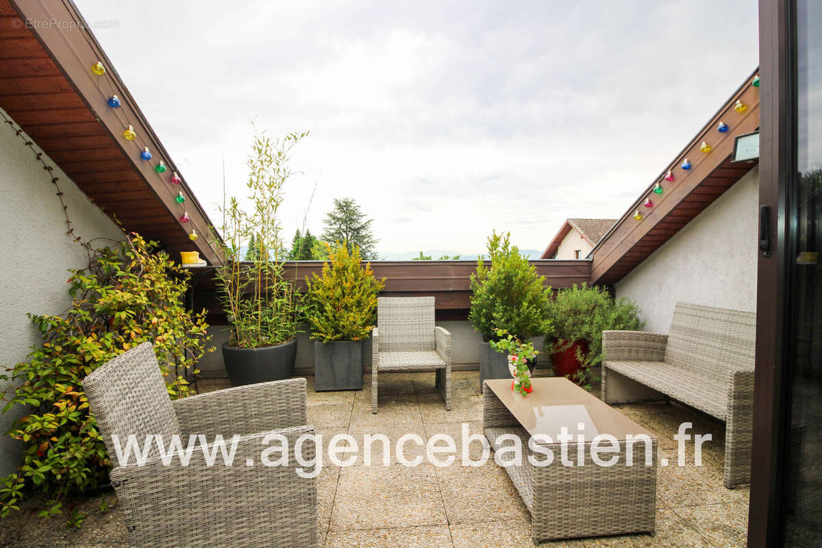 Appartement à DIVONNE-LES-BAINS