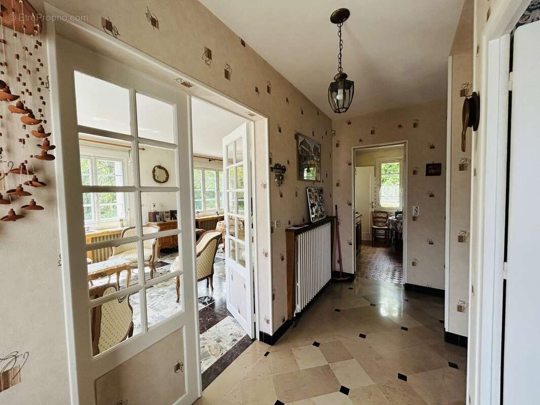 Maison 113 m² à Margny-Les-Compiegne  - photo 2