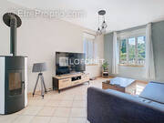 Maison à VIENNE-LE-CHATEAU