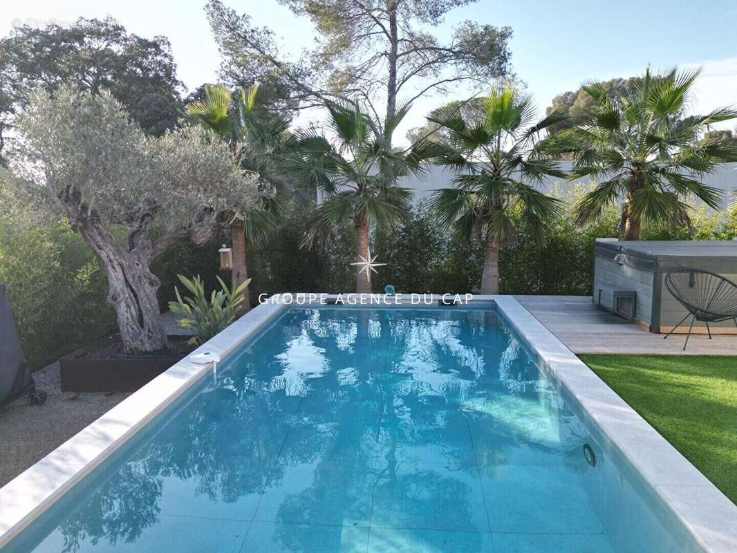 Maison à SAINT-RAPHAEL