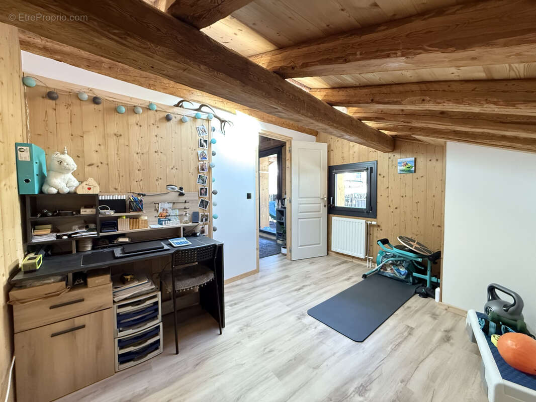 Maison 4 pièces 85 m2 refait à neuf - photo 7