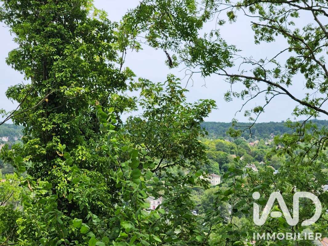 Terrain 2550 m² à Maule  - photo 2