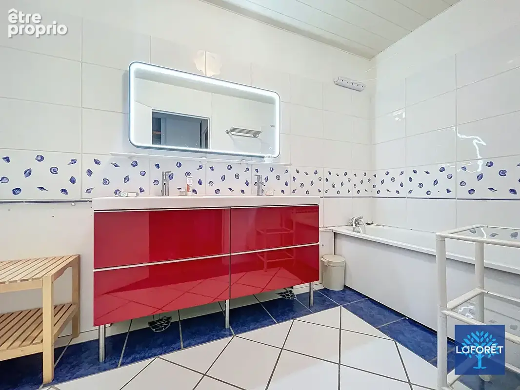 Appartement  DUPLEX Caen 5 pièce(s) 150 m2 - 3 places de parking - 2 Terrasses - photo 12