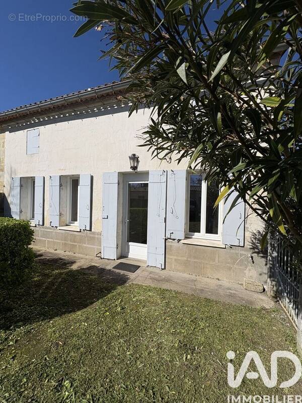 Maison 100 m² à Pomerol  - photo 1