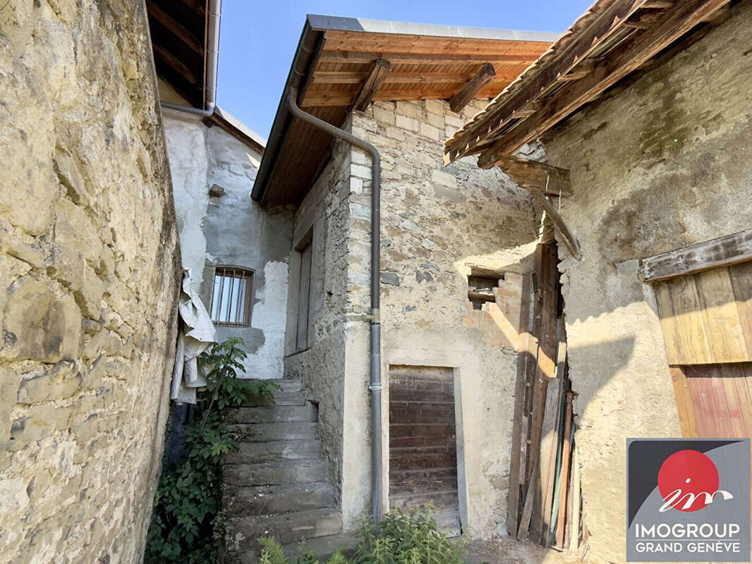Maison de village à rénover SCIEZ - photo 4