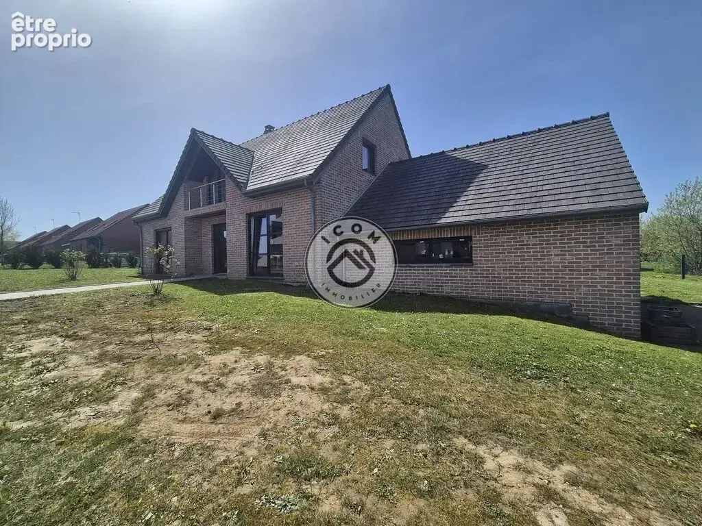 Maison à AULNOYE-AYMERIES