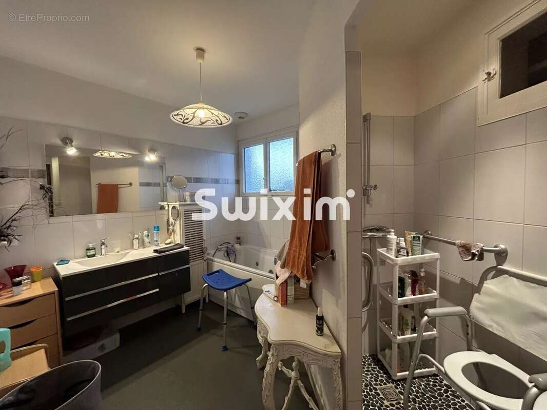 Maison à BLETTERANS