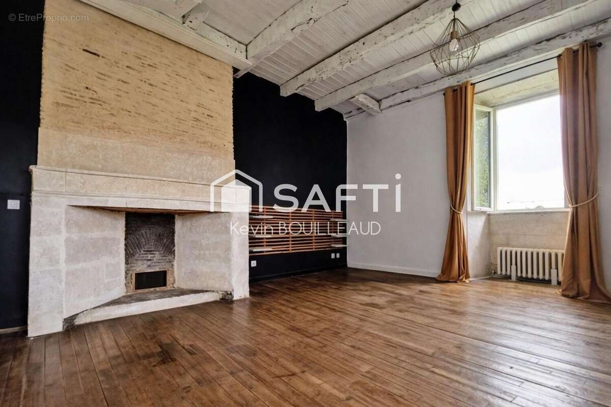 Maison 175 m² à Pamplie  - photo 6