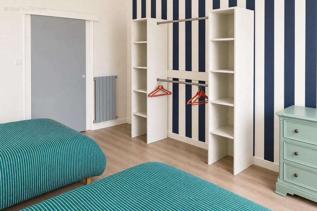 Maison de 5 pièces de 155 m² située à Trignac - photo 2