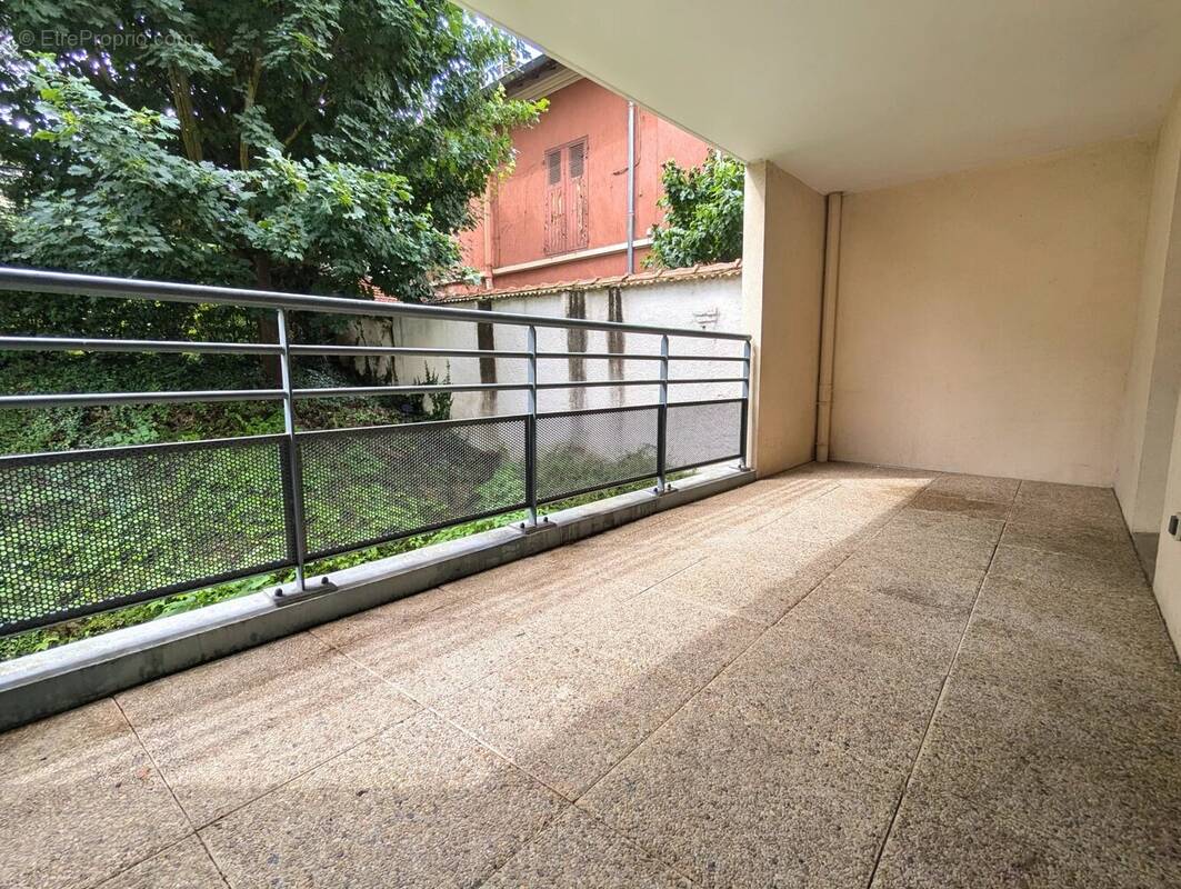 Appartement à TASSIN-LA-DEMI-LUNE