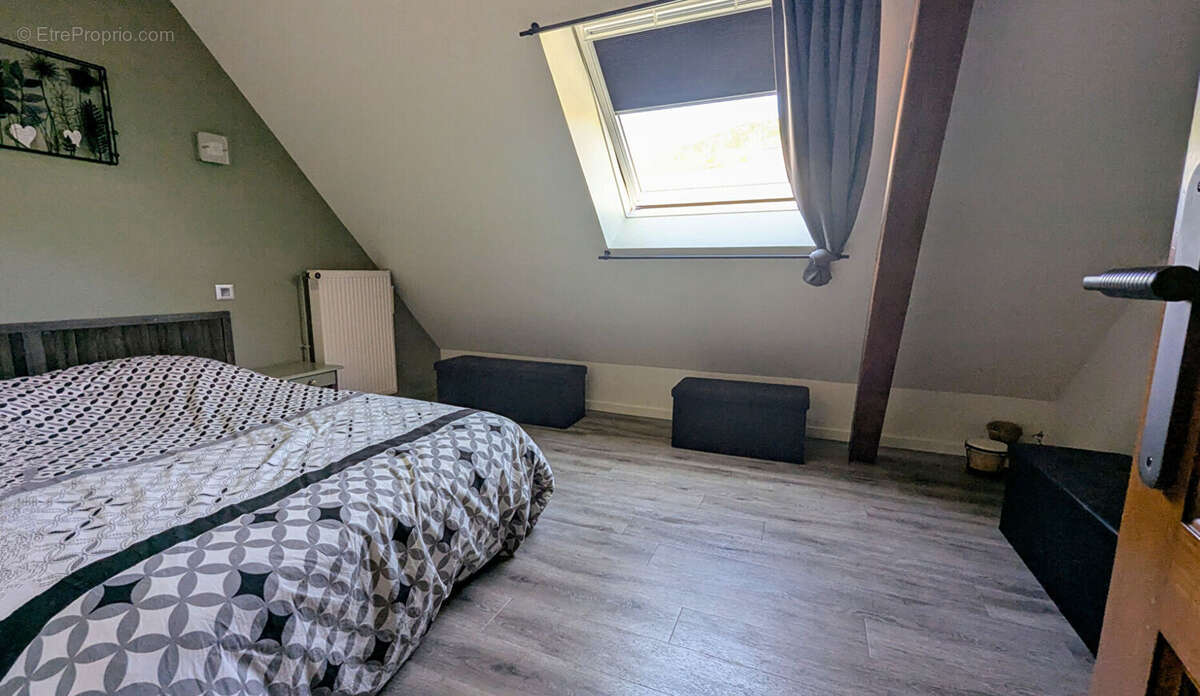 EXCLUSIVITÉ - Maison familiale 6 chambres - 169m² habitables - Environnement calme - Terrain 1100 m² - photo 8