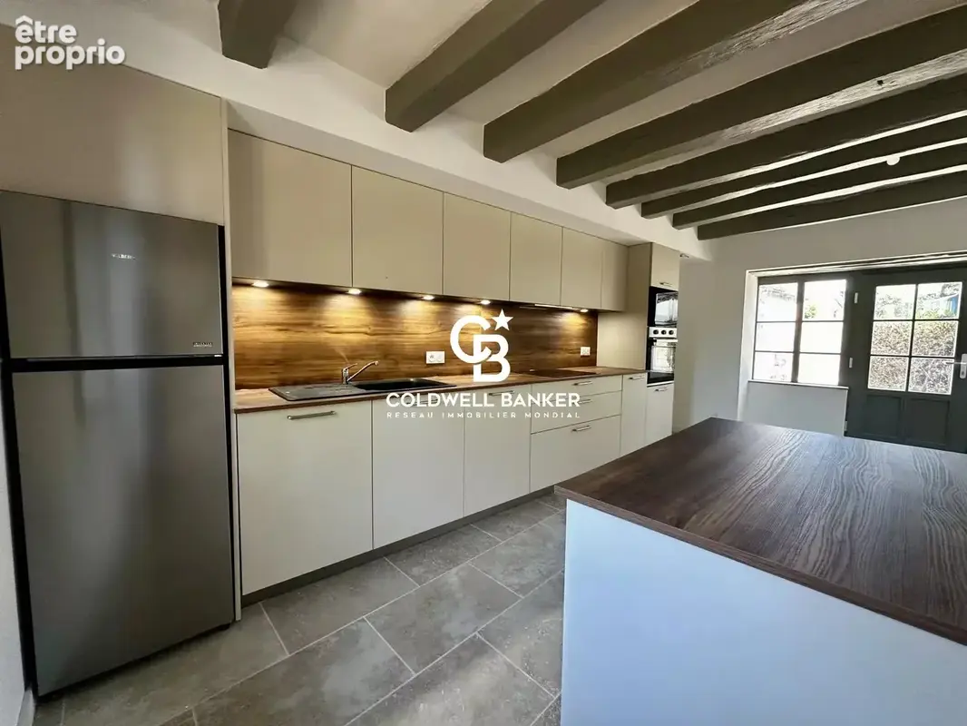 maison mitoyenne entièrement rénovée - photo 3