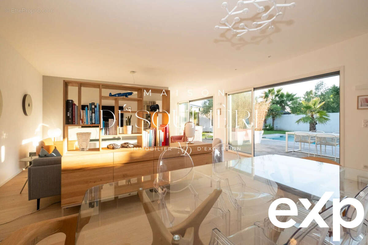 Maison à LA ROCHELLE