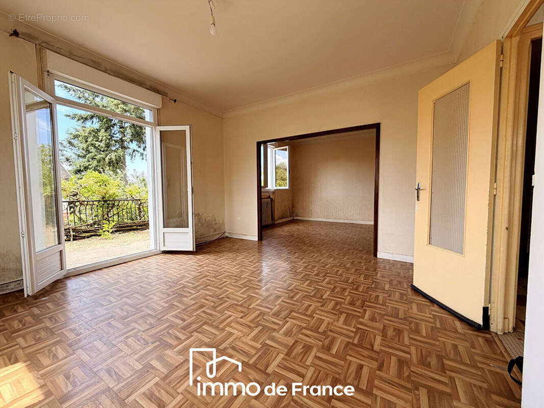 Maison T5 à fort potentiel  - Commune de LUC LA PRIMAUBE - photo 3