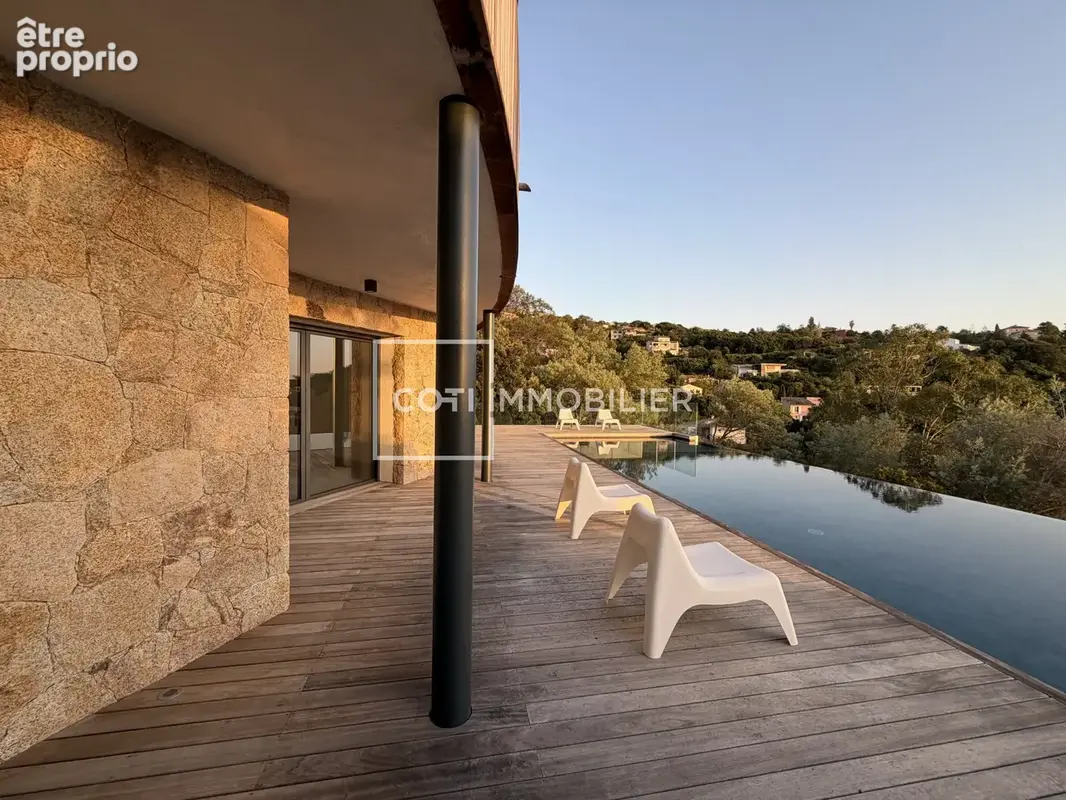 Rive sud du golfe d'ajaccio - villa d'architecte vue mer avec piscine et sauna - 380m2 - photo 2