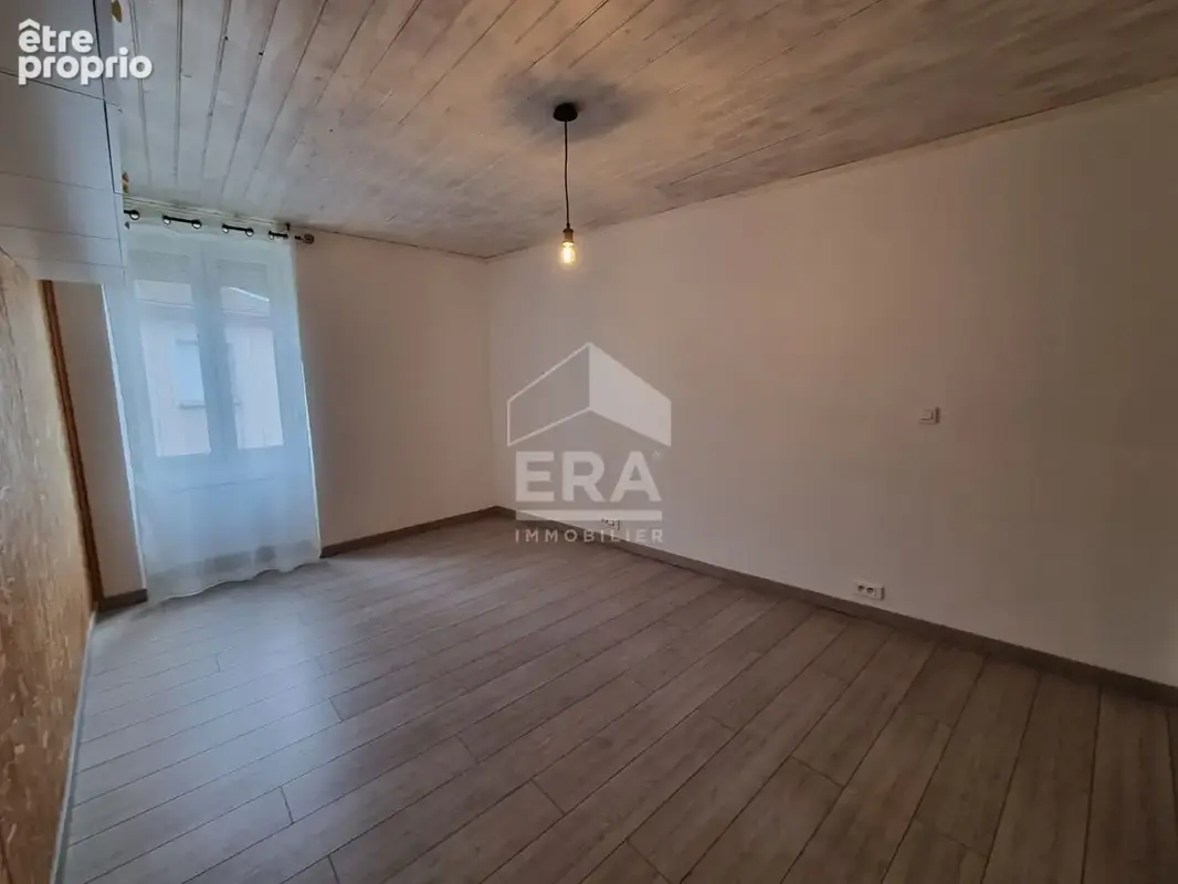 Maison 89m² à saint-denis-en-bugey - photo 4