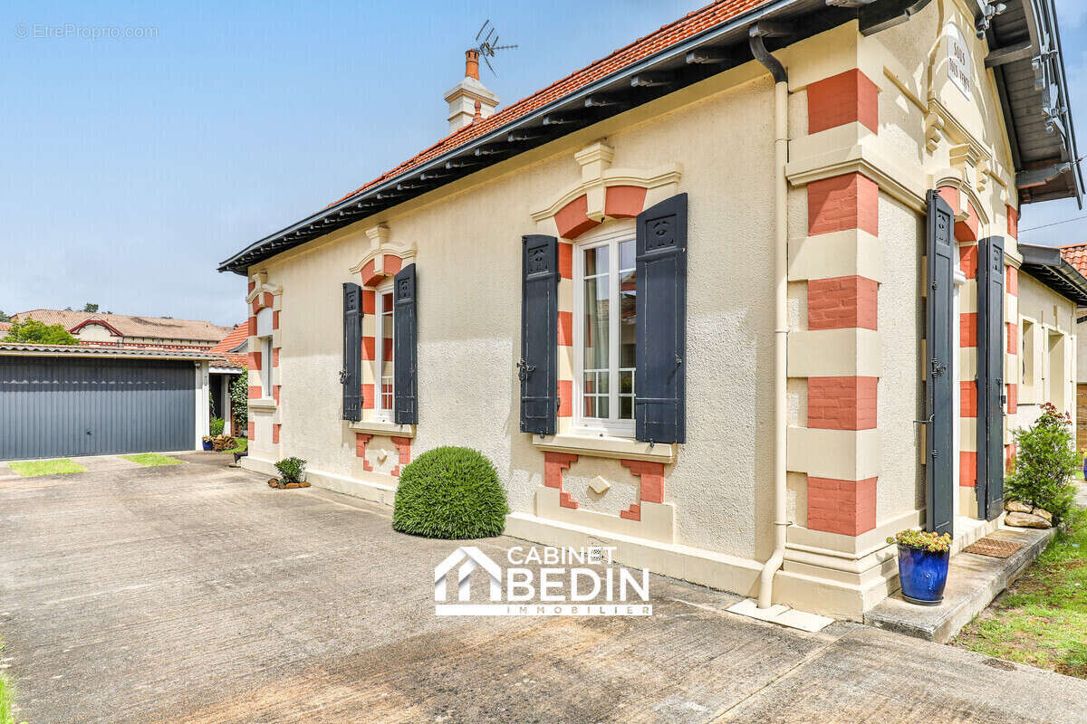 Maison 108 m² à Gujan-Mestras  - photo 2