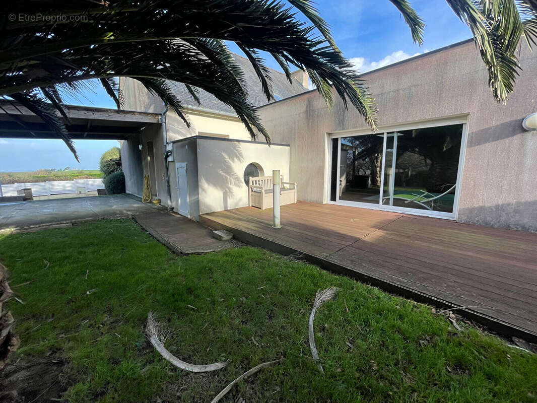 Maison à SAINT-JEAN-DU-DOIGT