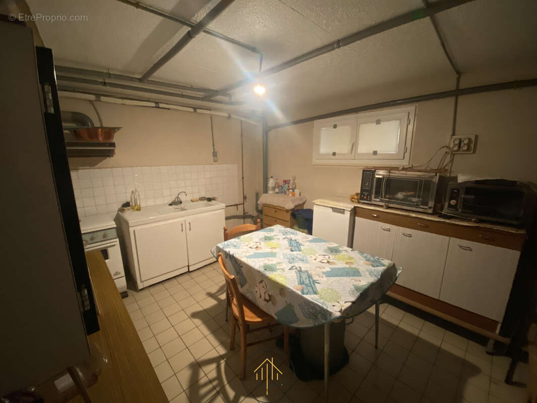 Maison à CHALAIS