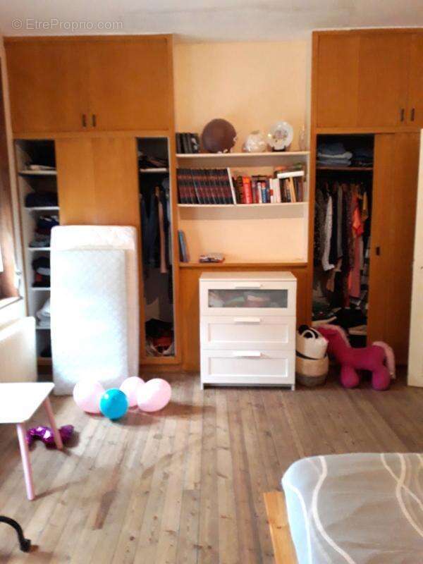 Maison de ville de 5 chambres/Dépendances et pâtures sur 30314 m2 - photo 17