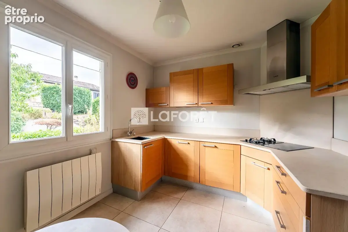 Maison Fleurieux Sur L Arbresle 5 pièce(s) 140 m2 - photo 4