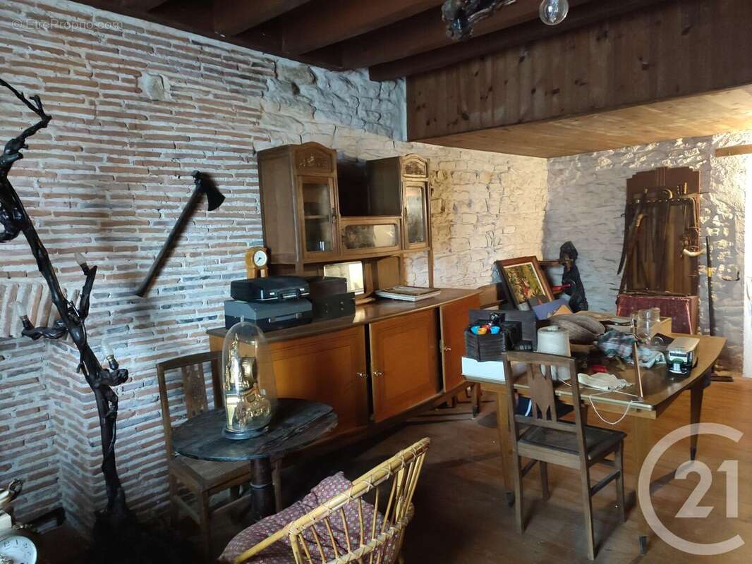 Maison à SUILLY-LA-TOUR