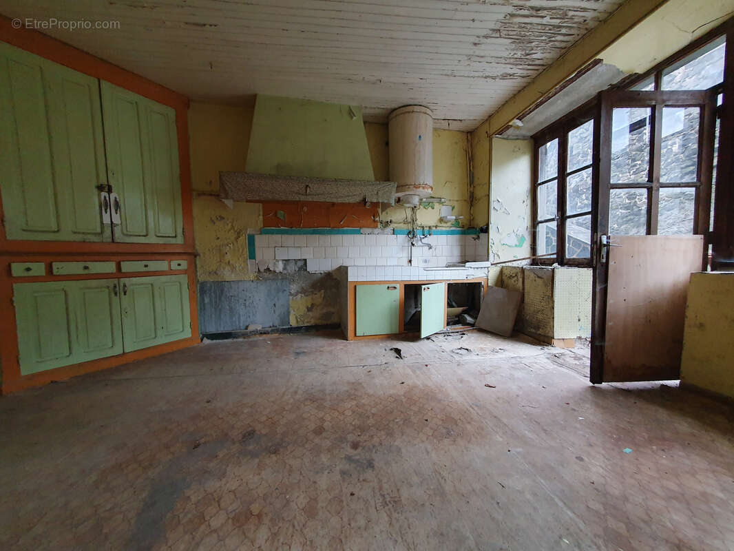 Maison de village au coeur du faubourg - photo 7