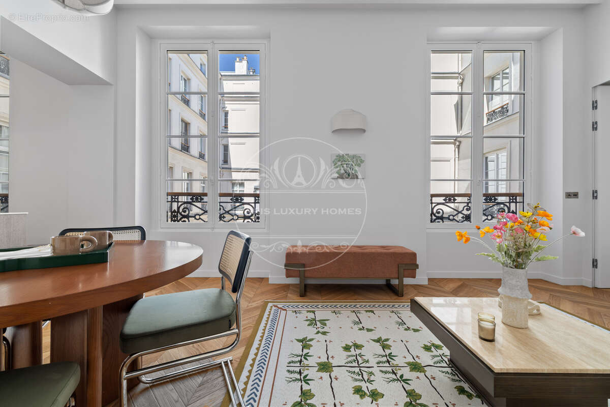 Superbe pied à terre à Paris 1er ! - photo 8