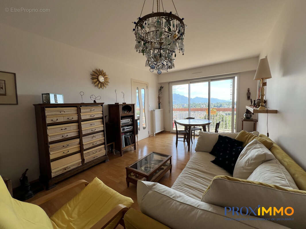 Appartement 84 m² à Voiron  - photo 4