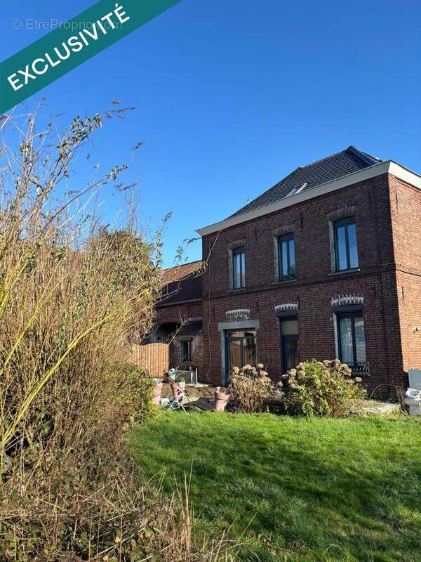 Photo 2 - Maison à COUTICHES