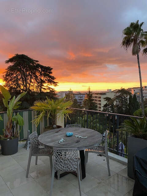 Appartement à MENTON