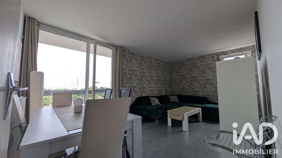 Photo 2 - Appartement à CERGY