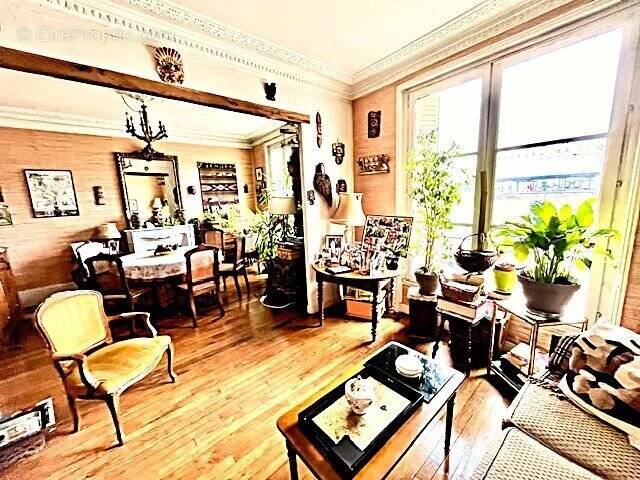 Appartement à LE PERREUX-SUR-MARNE