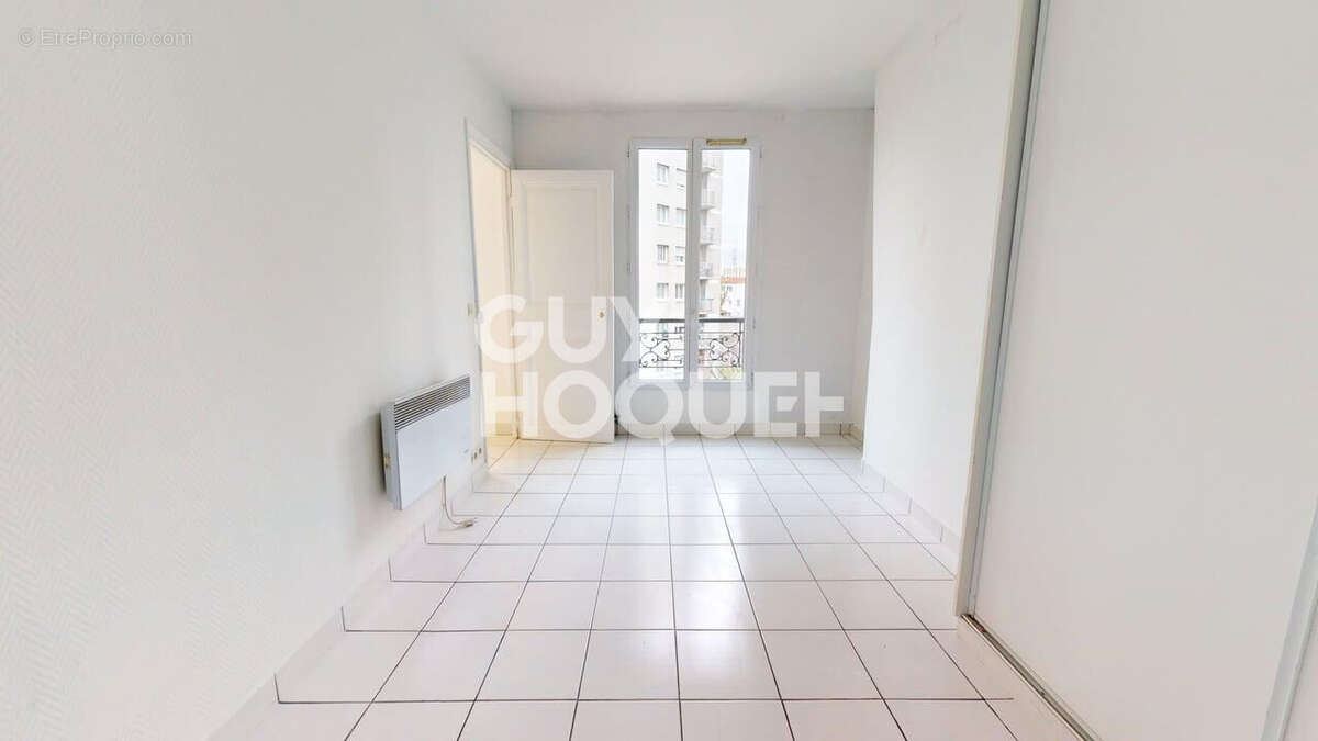 Appartement à AUBERVILLIERS