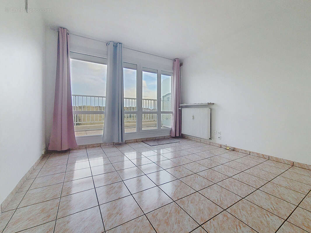 Appartement à LUISANT