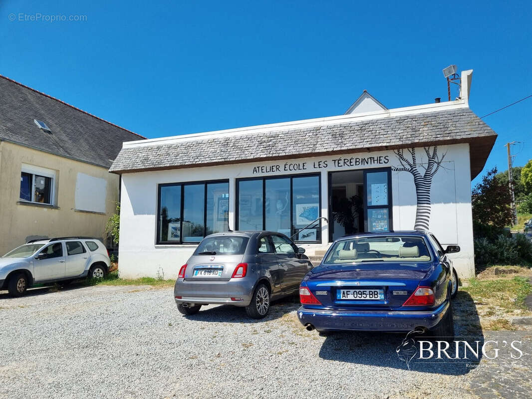 Commerce 180 m² à Crozon  - photo 2