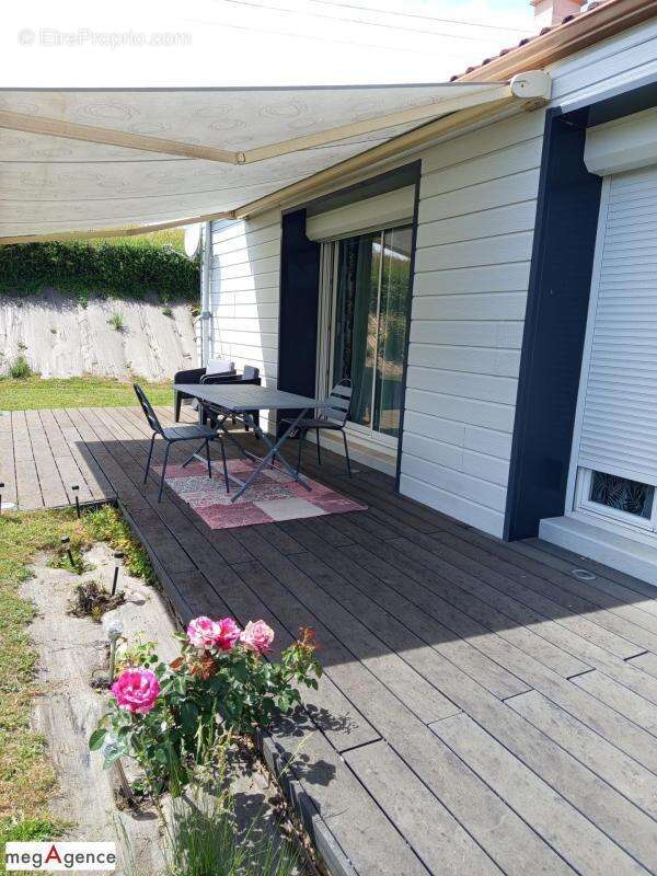 Maison  de Plain-Pied  semi indépendante, 5 pièces, garage - photo 3