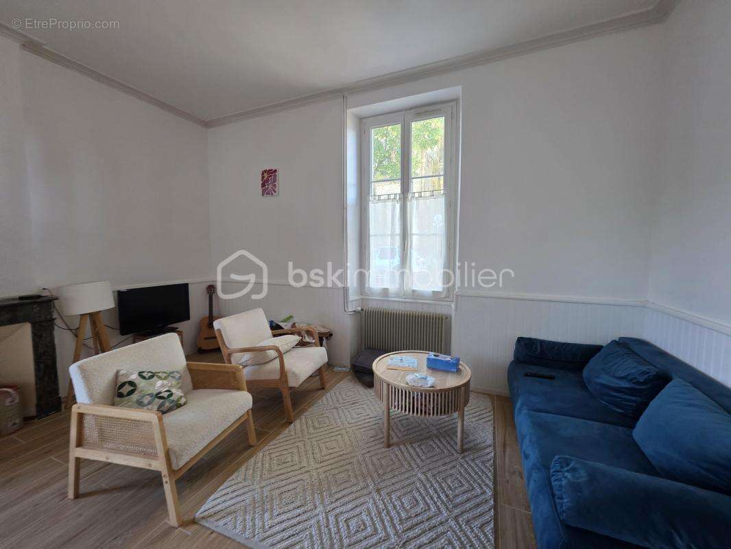 Maison à BARBASTE