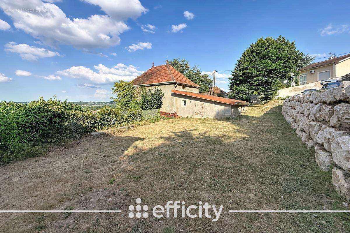 Maison 125 m² à Givors  - photo 19