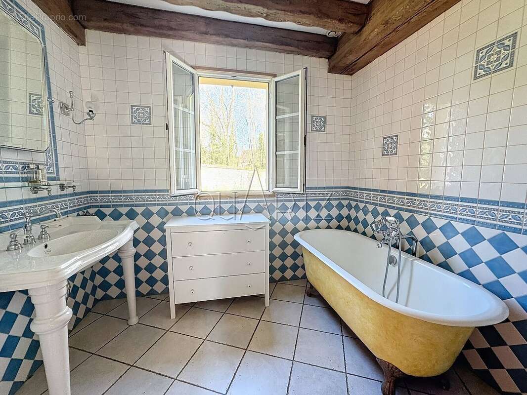 Vaste maison familiale au coeur du Vexin - photo 12