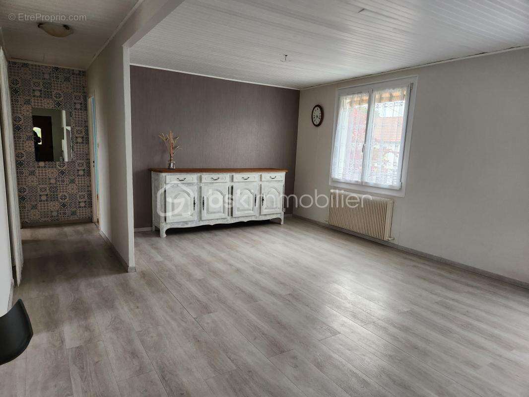 Maison à LA MACHINE