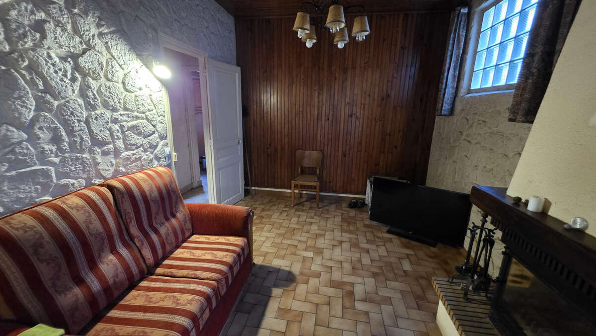 Maison à TREMBLAY-EN-FRANCE