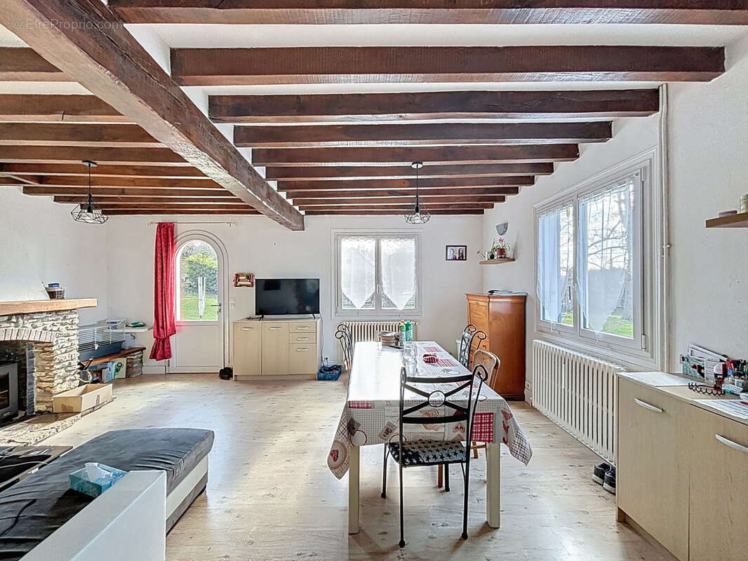 Maison à CHAUMONT-EN-VEXIN