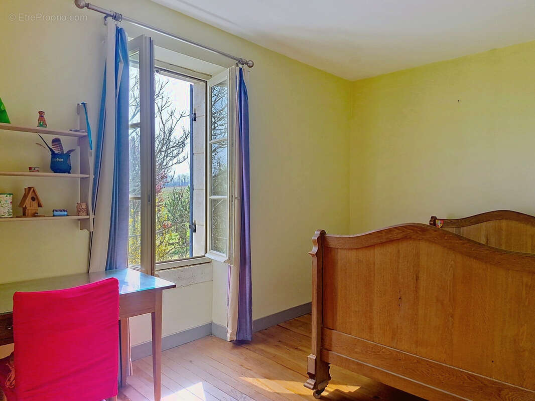 Maison à SAINTE-RADEGONDE