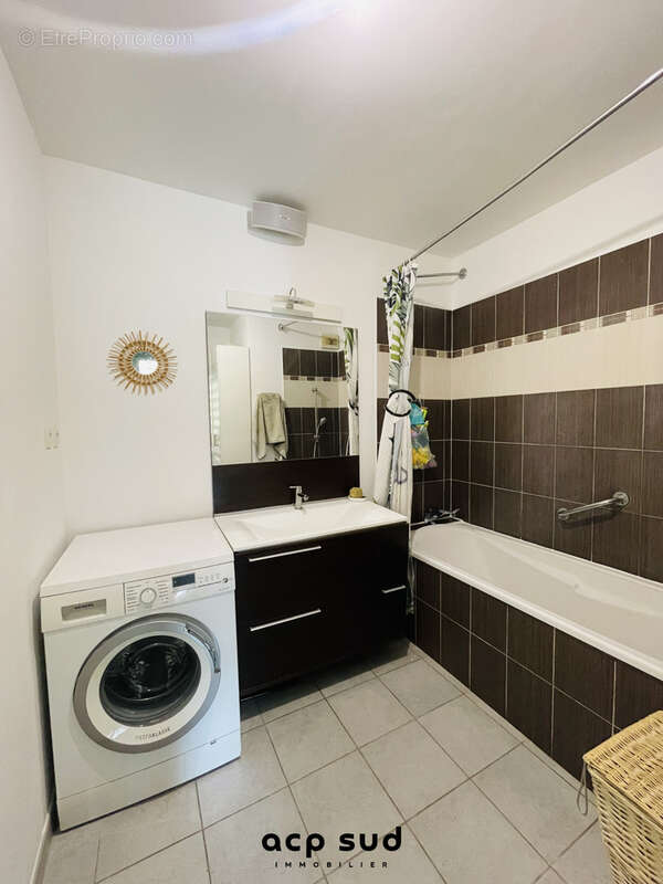 Appartement à MARSEILLE-2E