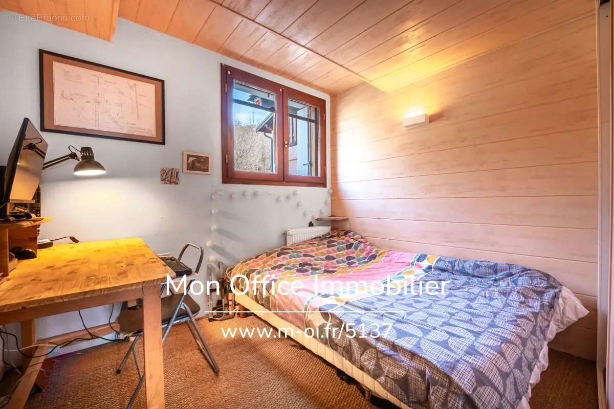 Appartement à PRUNIERES