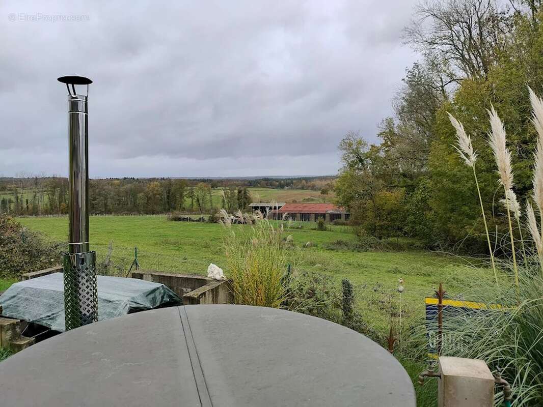 Maison à REGNEVELLE