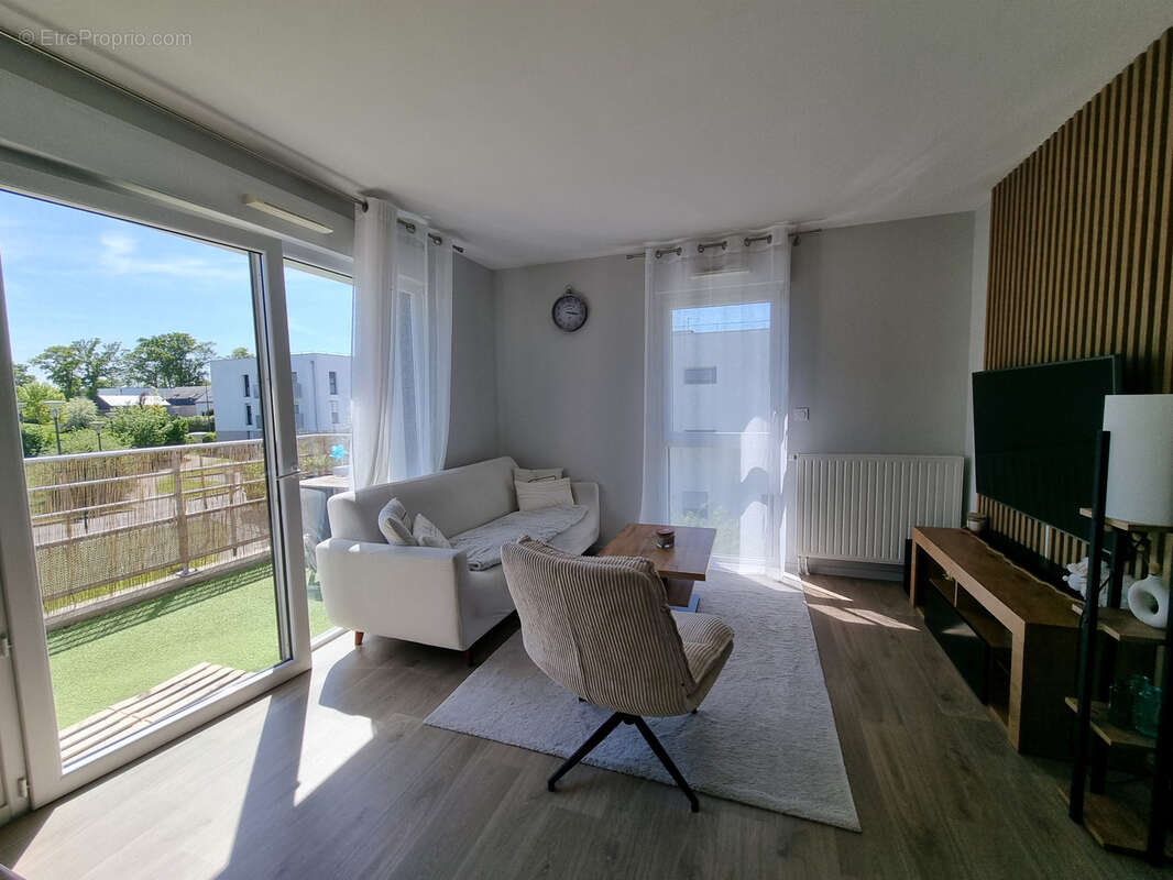 Appartement à SAINT-ERBLON